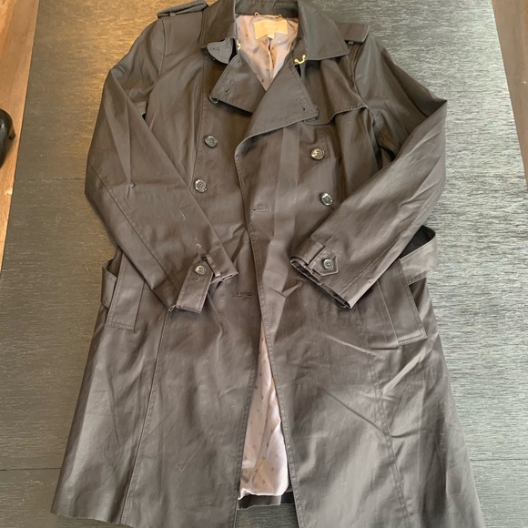Banana Republic Trench - Picture 4 of 5